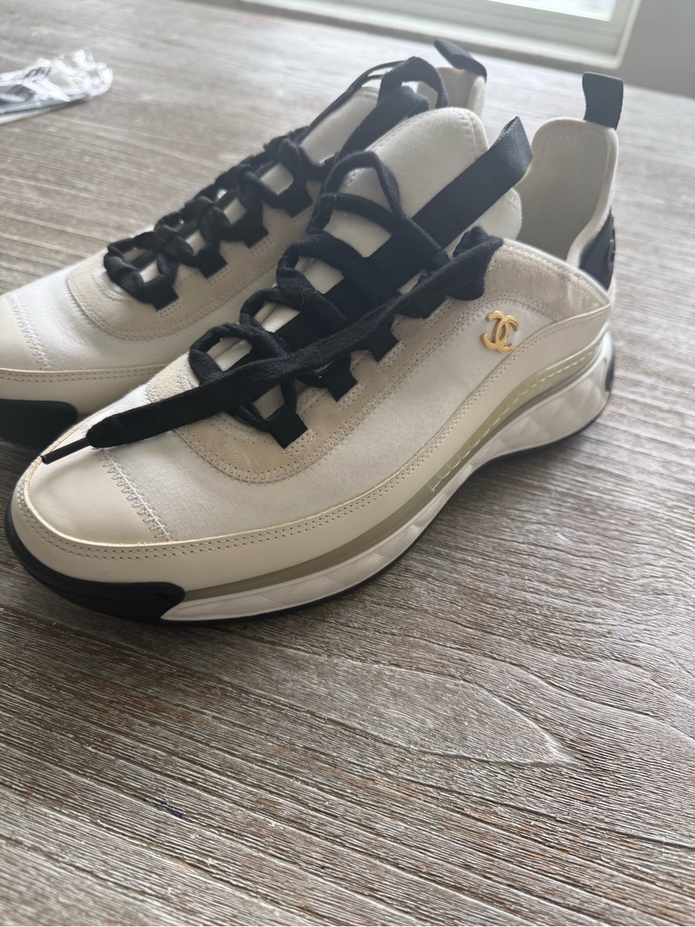 Authentic Chanel Velvet Calfskin Mixed Fibers CC Sneakers 41 Ivory